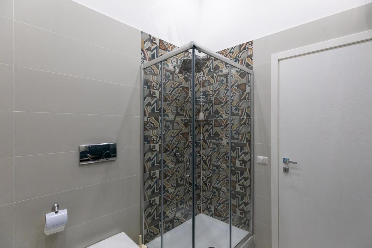 My Brilliant Home With Jacuzzi 2 Steps From St Toledo Napoli Ngoại thất bức ảnh
