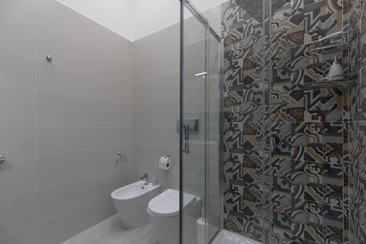 My Brilliant Home With Jacuzzi 2 Steps From St Toledo Napoli Ngoại thất bức ảnh