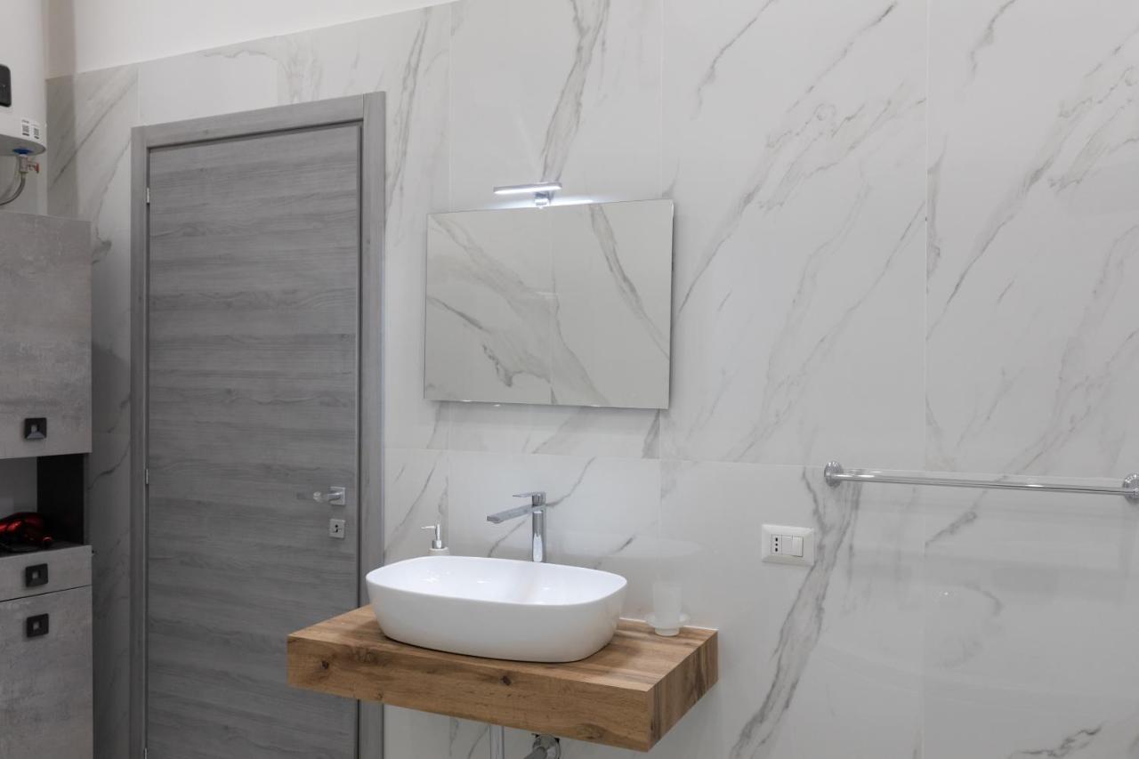 My Brilliant Home With Jacuzzi 2 Steps From St Toledo Napoli Ngoại thất bức ảnh